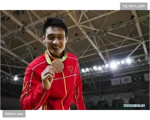 通讯：蒙古国“举重进校园”计划五年，基层参与人数翻番